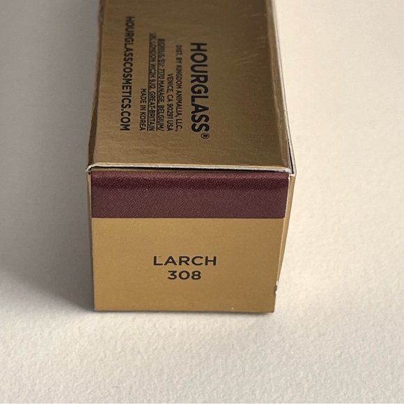 Hourglass UNLOCKED SATIN CRÈME LIPSTICK in Larch - Picture 10 of 12